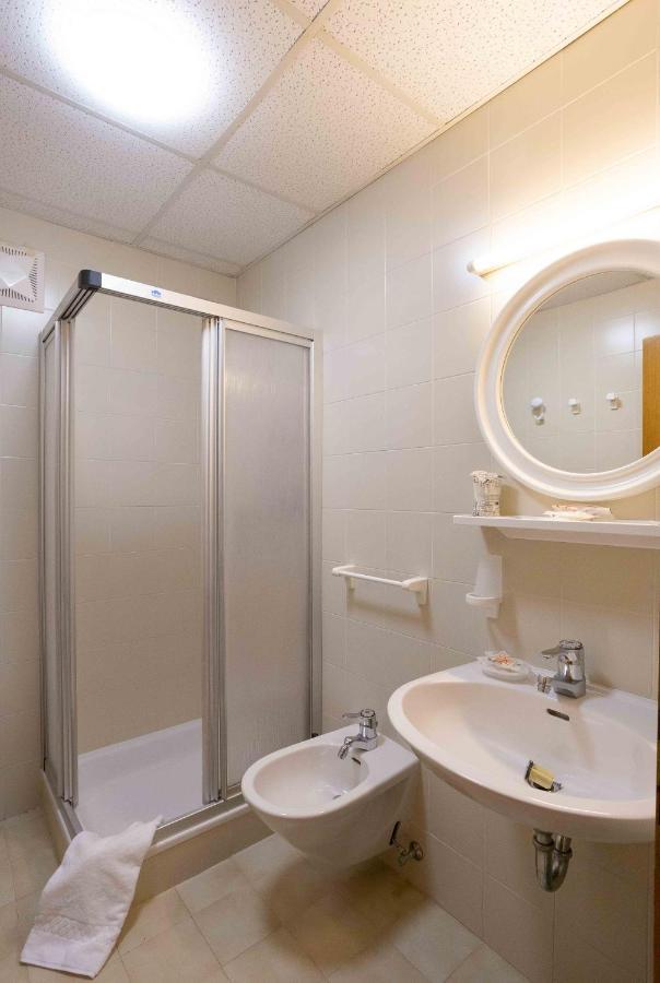 Santa Maria Ad Nives Hotel Каназей Екстериор снимка