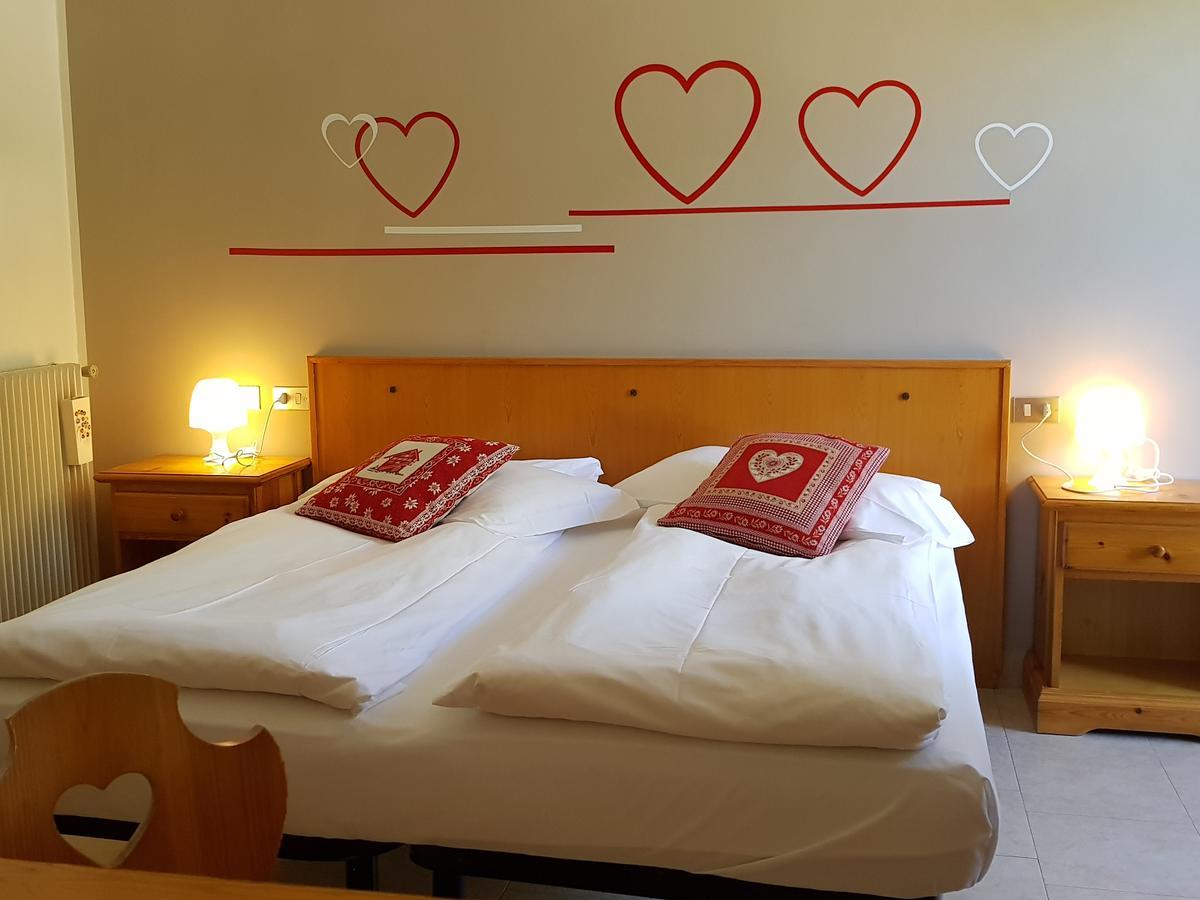 Santa Maria Ad Nives Hotel Каназей Екстериор снимка